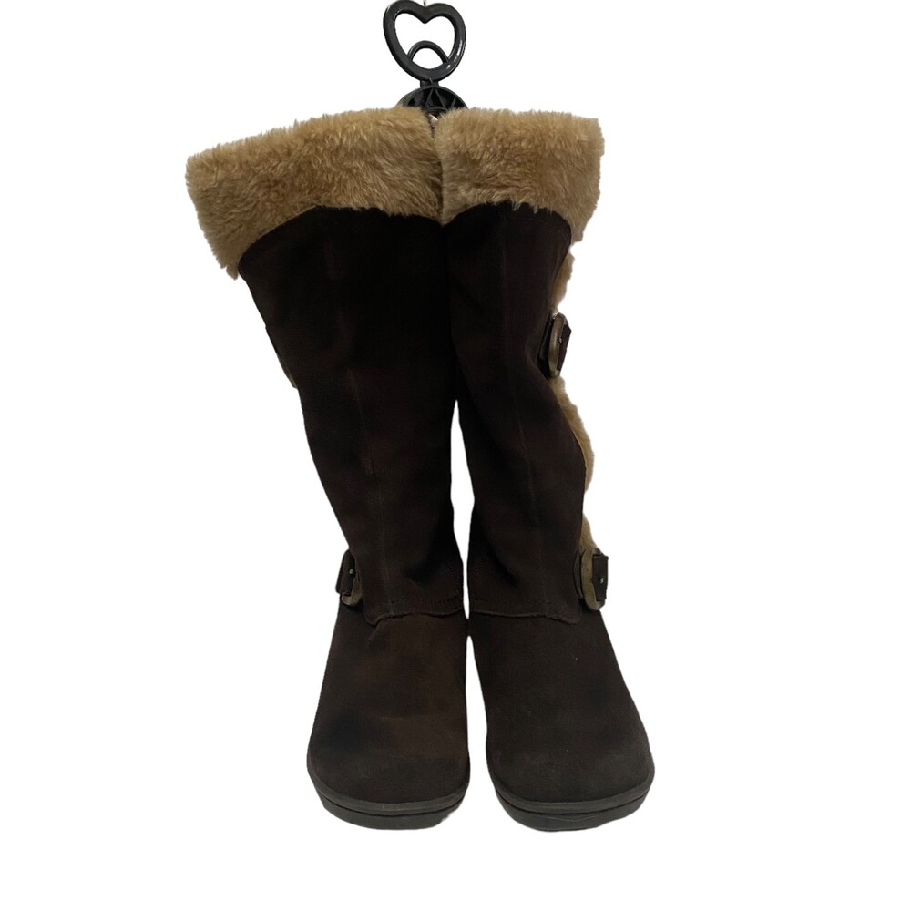 ST JOHN'S BAY Brown Leather Upper Winter Boots Size 7 - Picture 1 of 12
